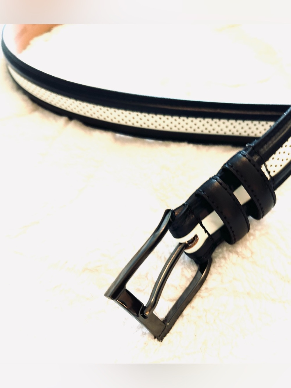 NWOT BLACK & CREAM TWO TONED MENS BELT